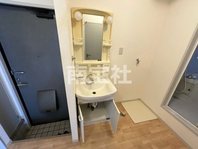 【独立洗面台】