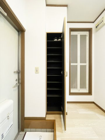 エクセルスミの玄関