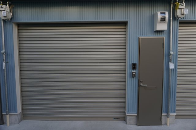 AZUMA  BASEの玄関