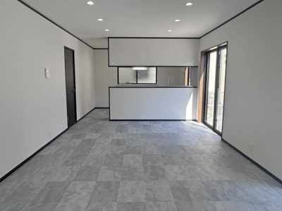 【居間・リビング】 | 桑名市大字東方 | ＬＤＫ