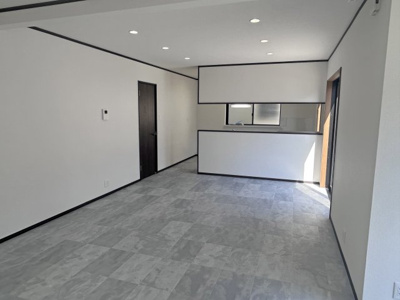 【居間・リビング】 | 桑名市大字東方 | ＬＤＫ