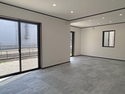 【居間・リビング】 | 桑名市大字東方 | ＬＤＫ