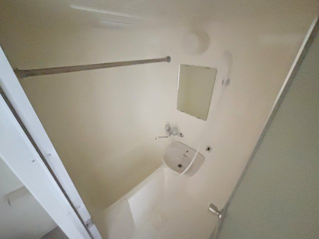 グランドハイツ三津屋北の浴室
