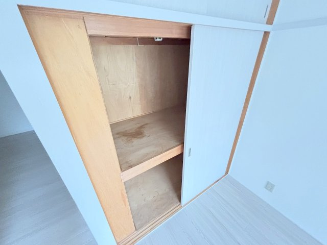 グランドハイツ三津屋北の収納