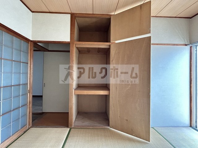 玉手山ハイツ3号館の収納|玉手山ハイツ3号館