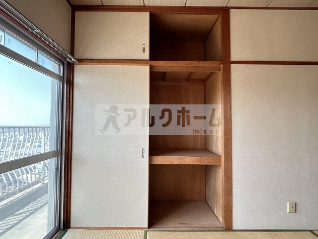 玉手山ハイツ3号館の収納|玉手山ハイツ3号館