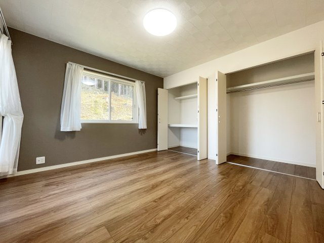 二本松市上竹1丁目　Life Qualityの洋室