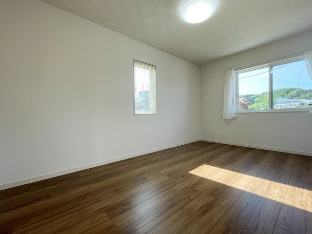 二本松市上竹1丁目　Life Qualityの洋室