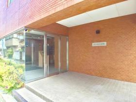 クレールメゾン左門町のエントランス|クレールメゾン左門町