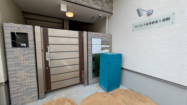 【エントランス】