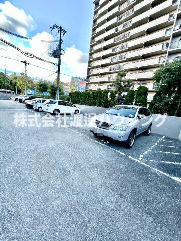 エクセレント緑地公園の駐車場