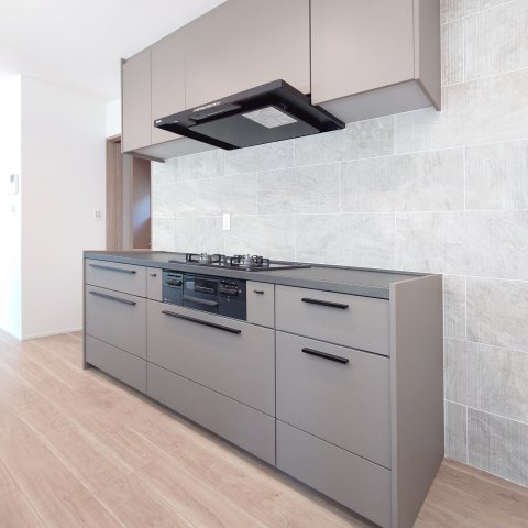 箱根町宮城野戸建のキッチン|キッチンコンロ側