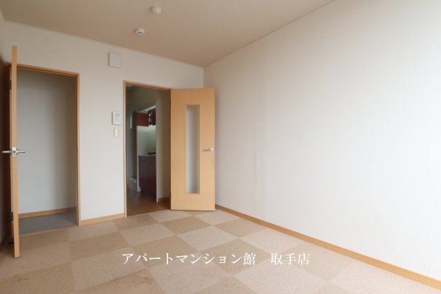 レオパレスSILKの居間・リビング