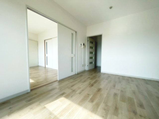 メゾン・ド・ローレルの居間・リビング|おしゃれな居間です