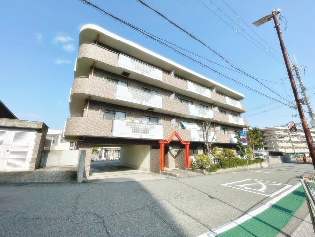 メゾン・ド・ローレルの外観|おしゃれな外観です