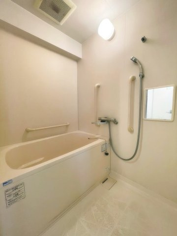 メゾン・ド・ローレルの浴室|お風呂で日々の疲れを落としましょう