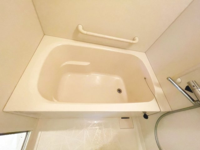 メゾン・ド・ローレルの浴室|お風呂で日々の疲れを落としましょう