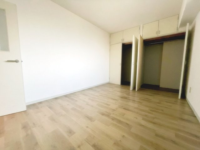 メゾン・ド・ローレルの居間・リビング|ゆったりとしたリビングです