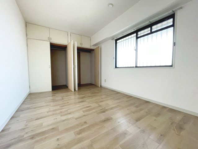 メゾン・ド・ローレルの居間・リビング|ゆったりとしたリビングです