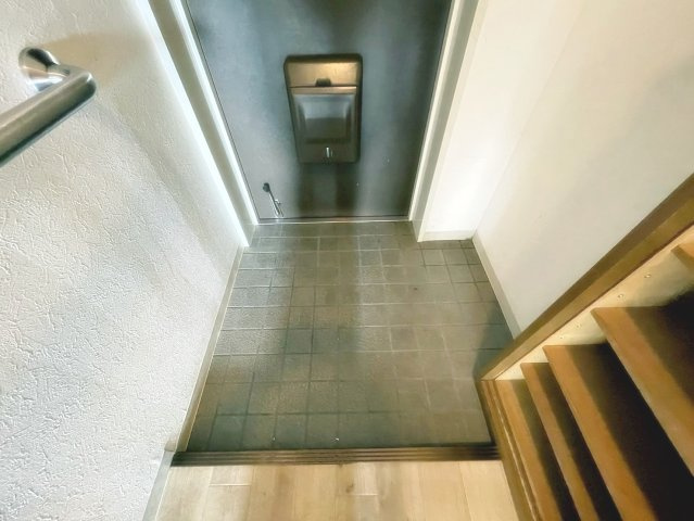 メゾン・ド・ローレルの玄関|シンプルで使いやすい玄関です