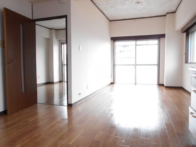 ハイライフ第二行徳の居間・リビング