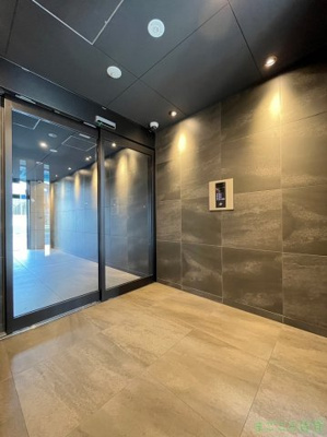 【エントランス】 | Vita弁天町