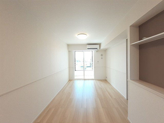 プルミエール手屋Ⅳの居間・リビング|使いやすい居間です