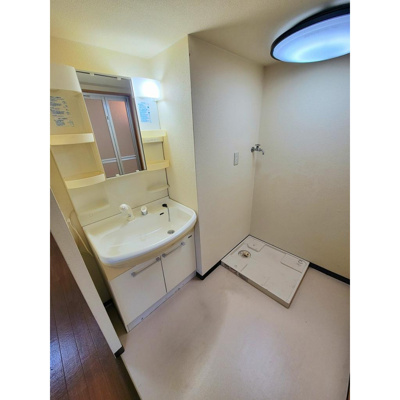 【洗面所】 | サンクトゥス | 洗面所