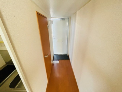 【玄関】 | レオパレスサンヒダカ