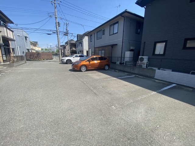 リーブ桜の駐車場