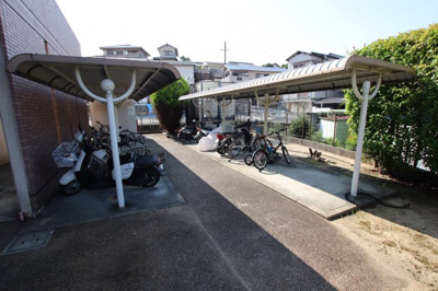 【その他共用部分】 | ラルジュウエスト | 駐輪場