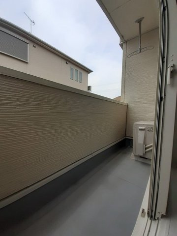 ソレイユ　サクラ　ガーデンのバルコニー