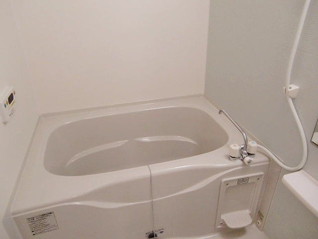 ソレイユ　サクラ　ガーデンの浴室