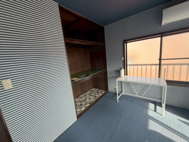 長野県飯田市　現況満室一棟のバルコニー