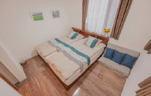 北区上中里２丁目のビル