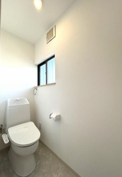 高知市十津5丁目 戸建てのトイレ