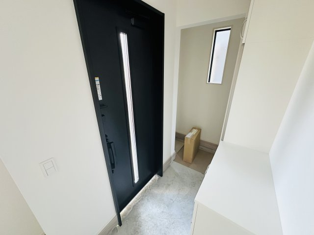 八幡西区御開3丁目3期の玄関