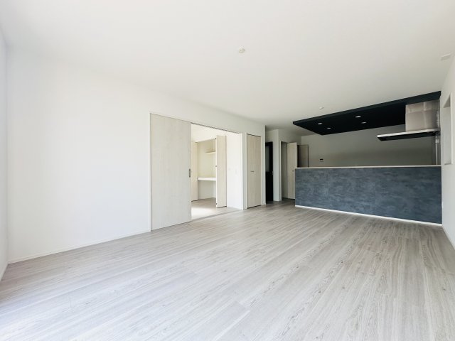 八幡西区御開3丁目3期の居間・リビング