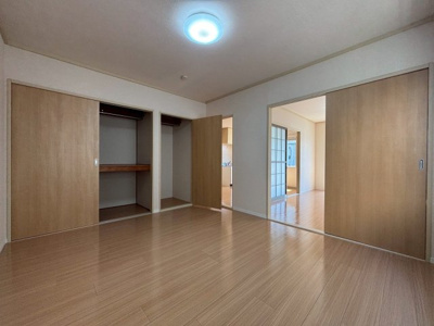 【居間・リビング】 | フレグランス山岡C