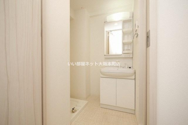 S-RESIDENCE緑橋駅前の独立洗面台