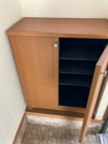ロイヤルパレスオーシャンの玄関|シューズBOX