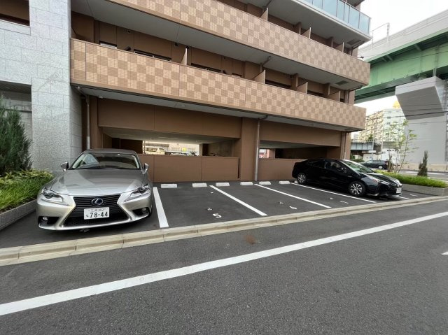 ファステート鶴舞駅前リヴェール　名古屋市賃貸　仲介手数料無料の駐車場