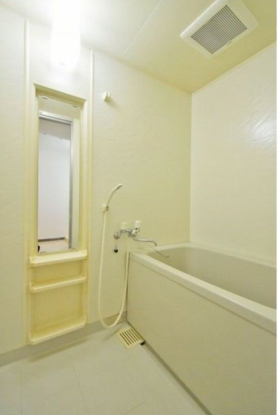 フォンティーヌ徳重の浴室