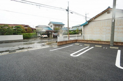 【駐車場】 | ラフレシール