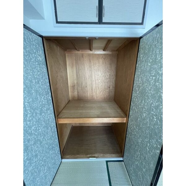 新栄ロイヤルハイツの収納