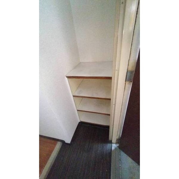 新栄ロイヤルハイツの収納