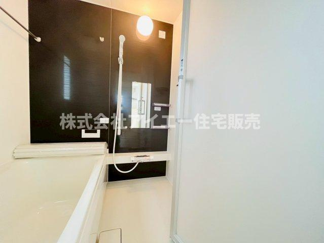 ♥♥与那原町板良敷第6-2号棟（全2棟）の浴室|日々の暮らしに欠かせないお風呂です