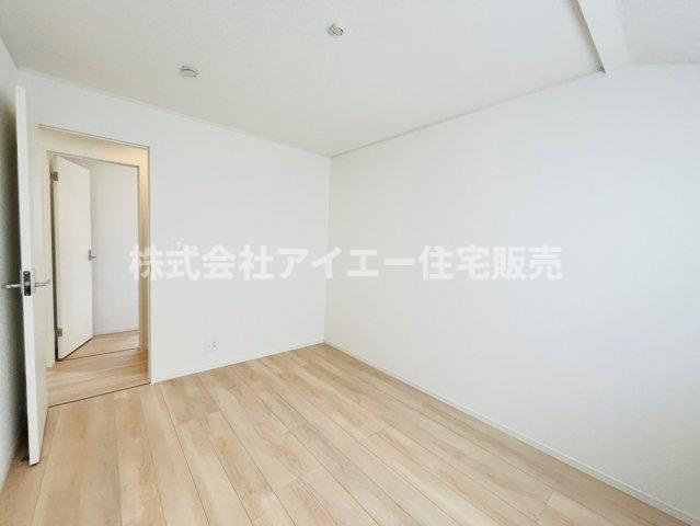 ♥♥与那原町板良敷第6-2号棟（全2棟）の洋室|明るい洋室です