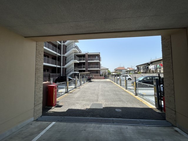 【駐車場】の画像