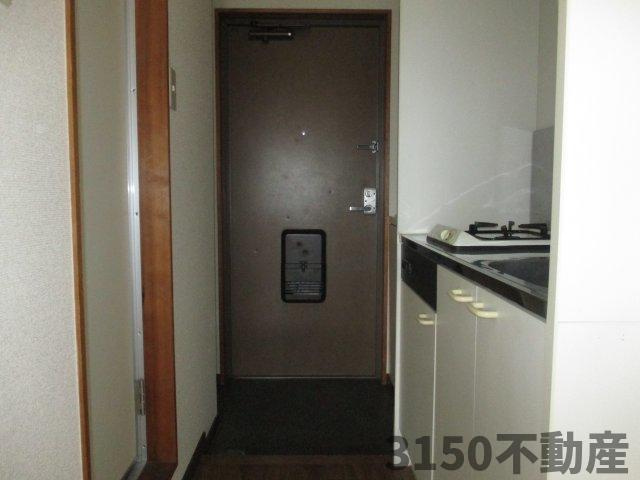 サンライズマンションの玄関